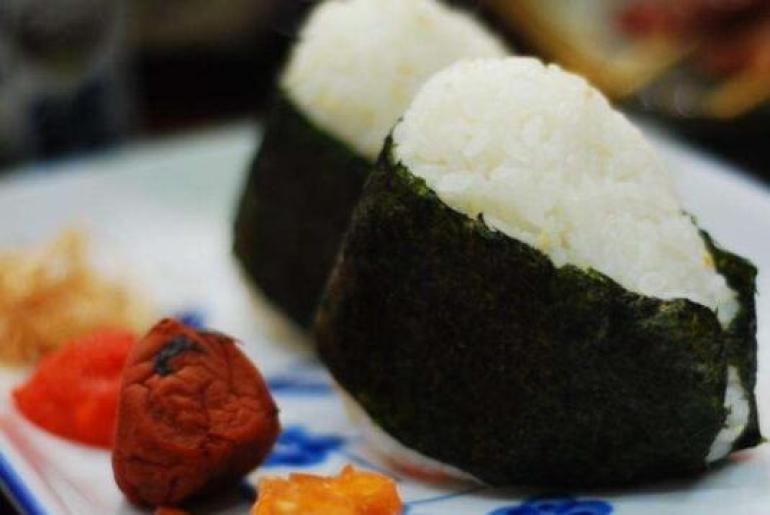 一捧饭团加盟