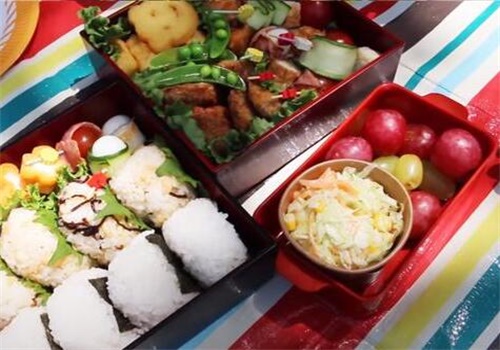 食尚邻居便当加盟