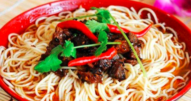 张真牛爆椒牛肉面