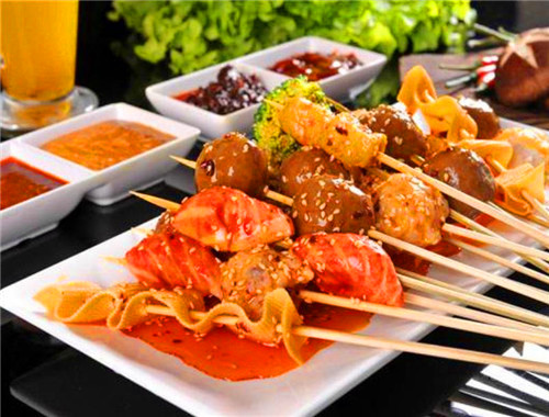 串雀冷锅串串加盟