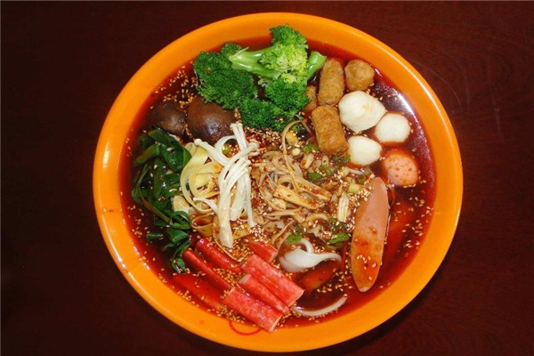 张师傅麻辣烫麻辣香锅加盟