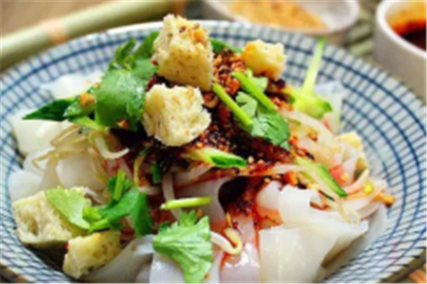 何亚儒红辣椒擀面皮加盟