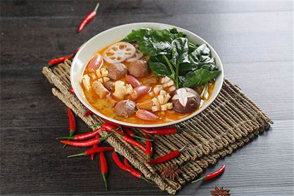 老回坊麻辣烫加盟