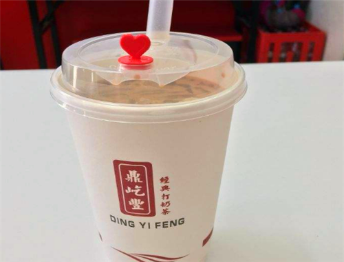 鼎屹丰打奶茶加盟