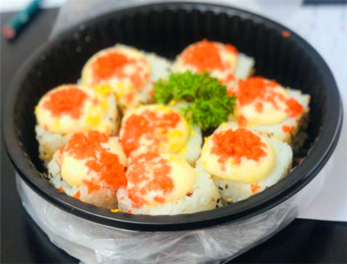 东谷滋寿司加盟