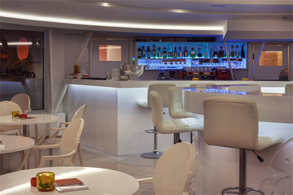 荣灸黄焖鸡加盟