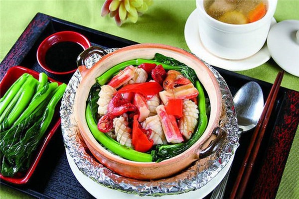 煲上皇煲仔饭加盟