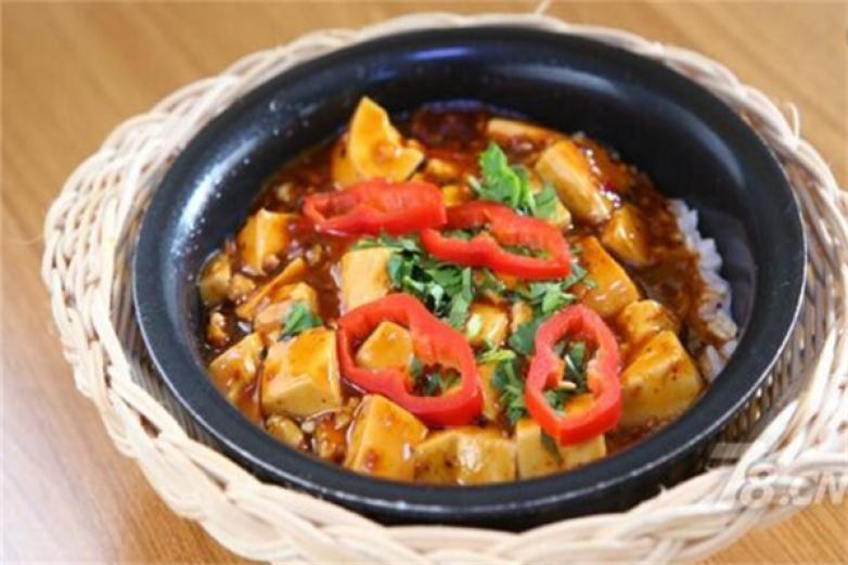 开心老婆腊味煲仔饭