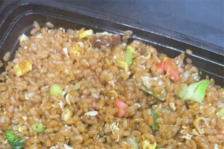 阿呆炒饭猛火蛋炒饭加盟