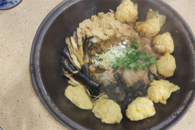 关东铁锅炖加盟