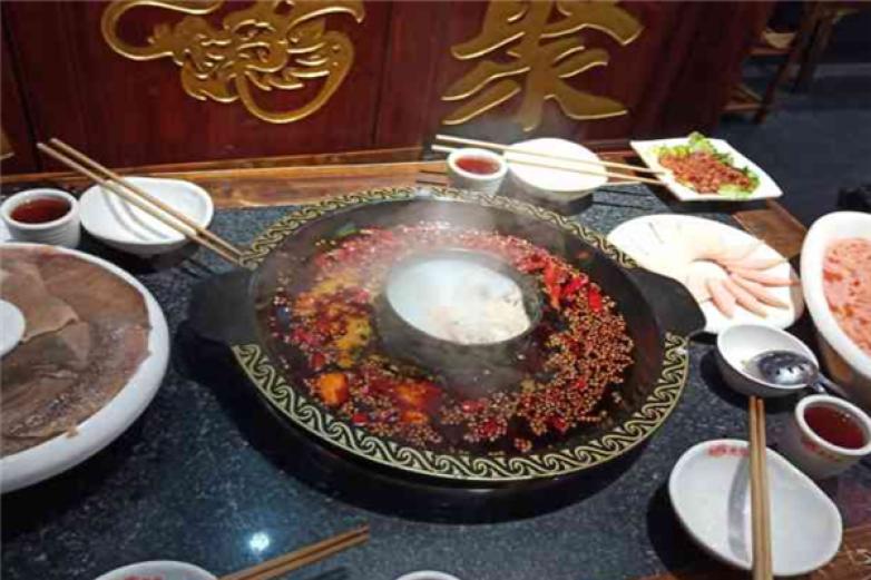 聚龙火锅加盟