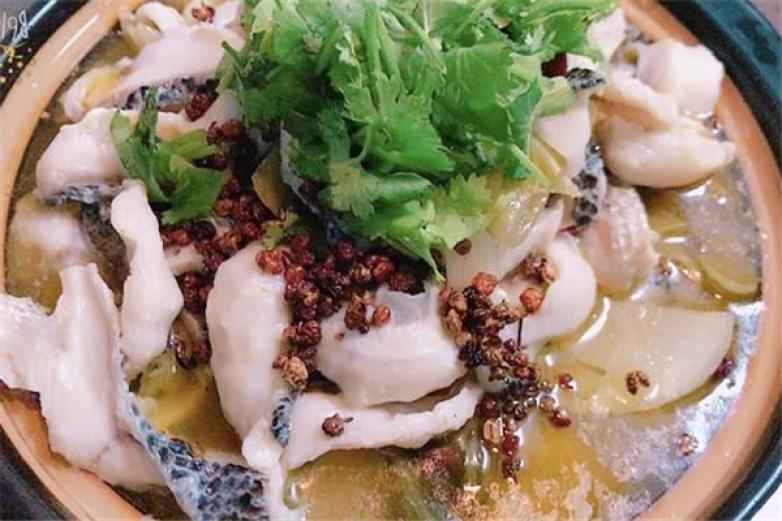 鱼小哥无骨酸菜鱼加盟