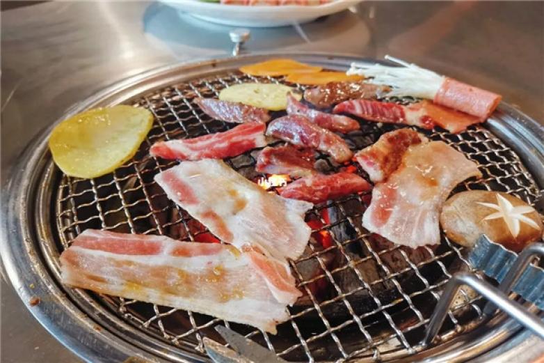 明洞火炉烤肉店加盟