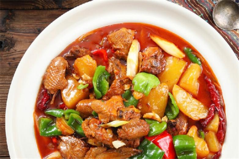 巨小鸡大盘鸡加盟