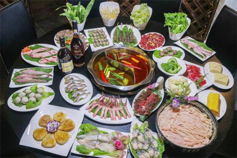 川骄自助火锅加盟