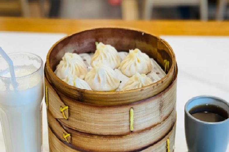 馋三尺蟹粉小笼加盟