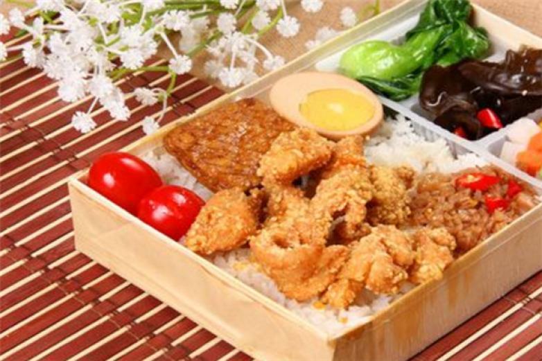 火焰山脆皮鸡拌饭加盟