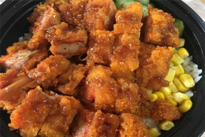 火焰山脆皮鸡拌饭加盟